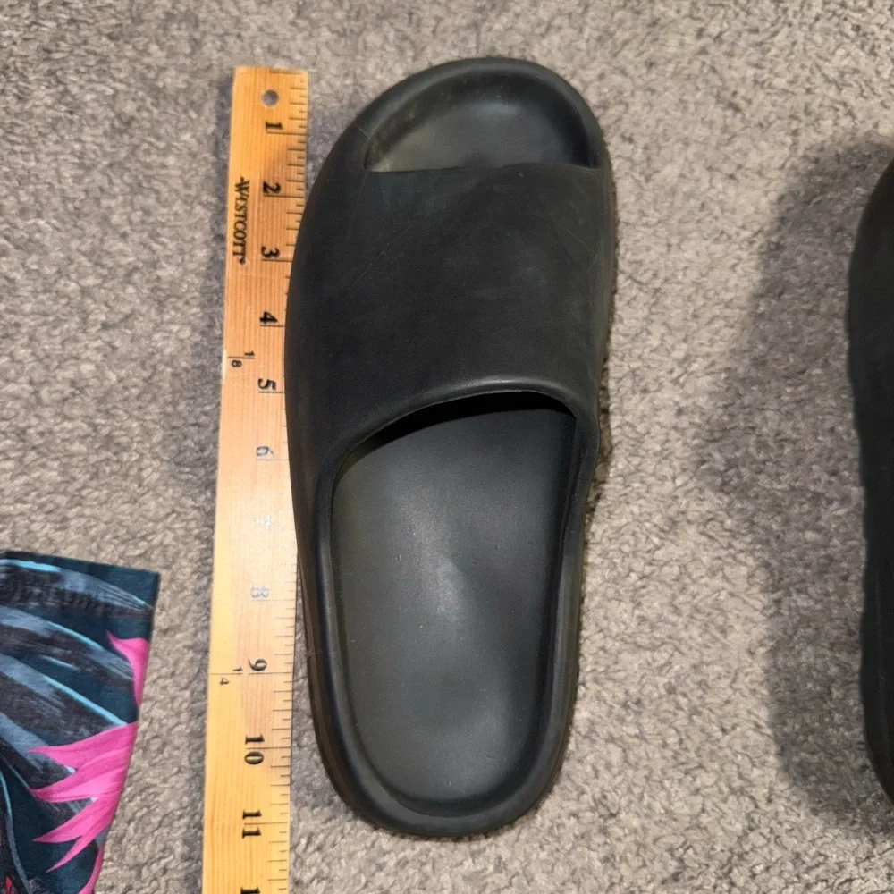 USED LOT OF 2 Foam Slides black cream‎ Womens 8 fashion nova - Picture 4 of 11